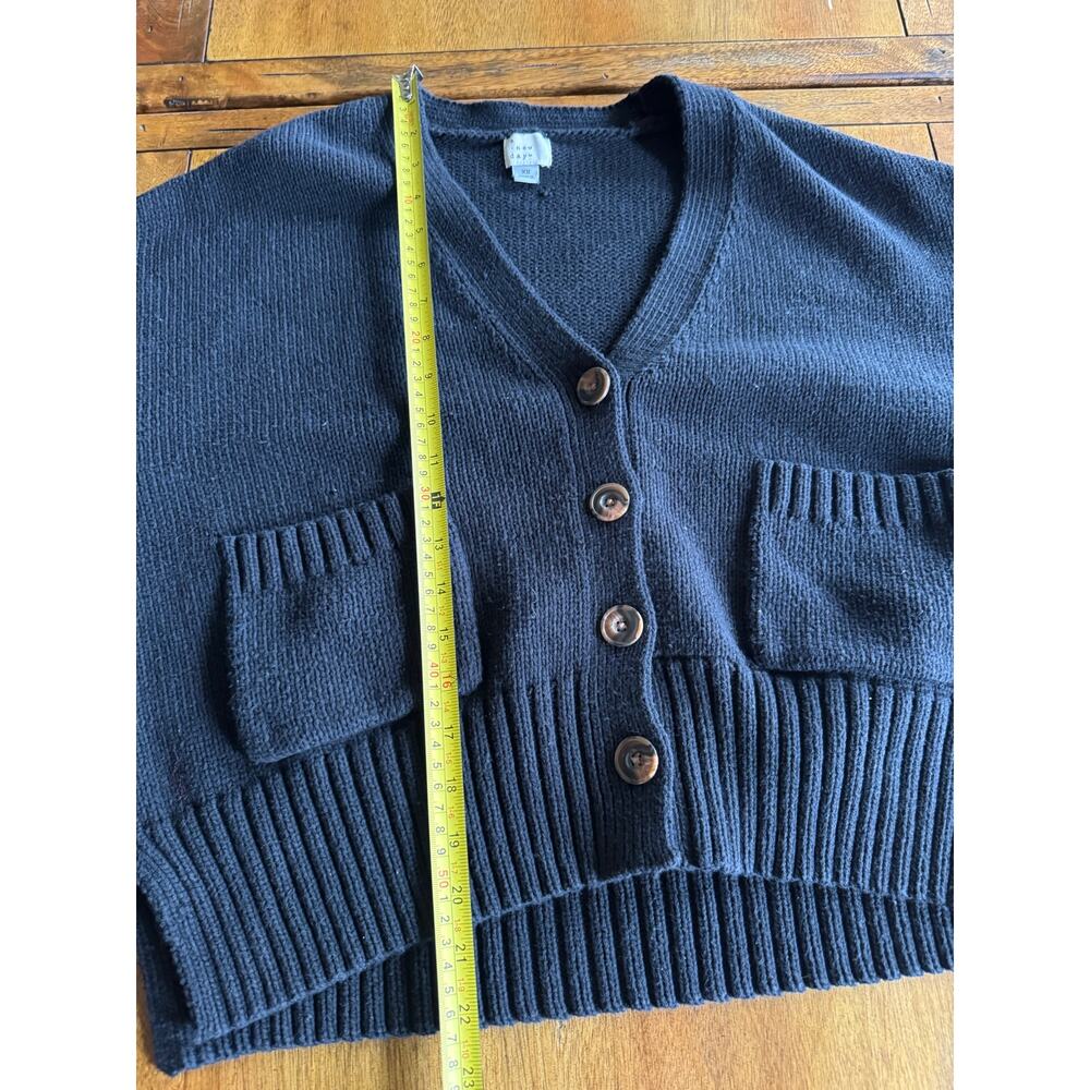 Black Chunky Knit Cardigan XS Button Front Cropped Boxy Pockets - Picture 8 of 11